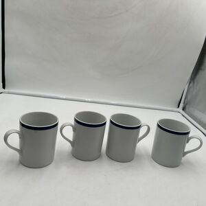 Set 4 Williams Sonoma Brasserie Coffee Mugs Classic White French Blue Rim Japan